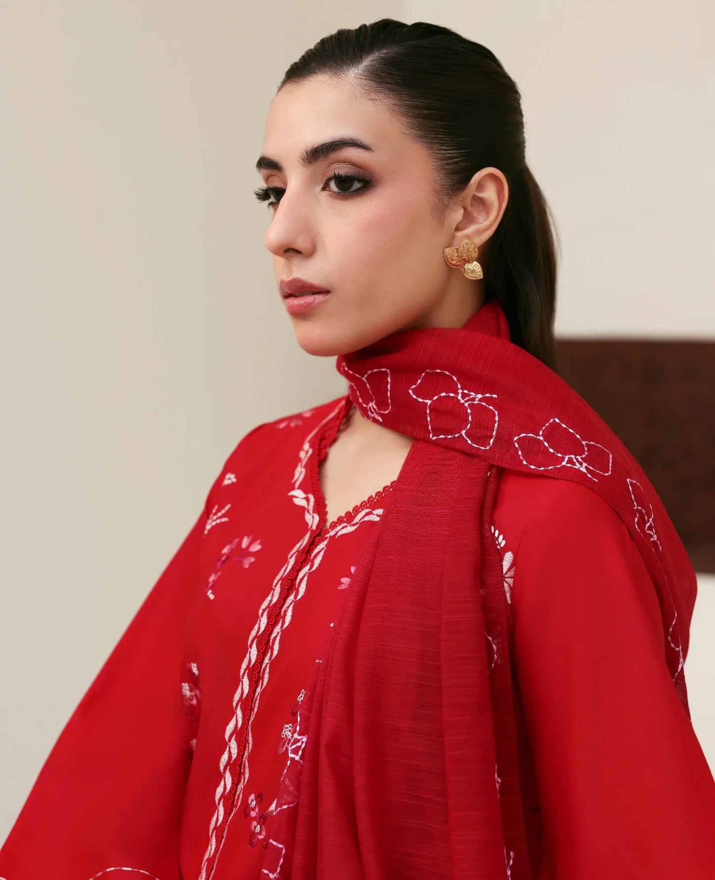 Capucine | Basics Pre fall '25 | Republic Womenswear