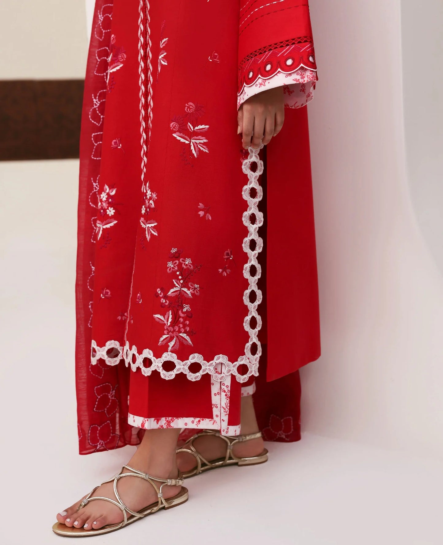 Capucine | Basics Pre fall '25 | Republic Womenswear