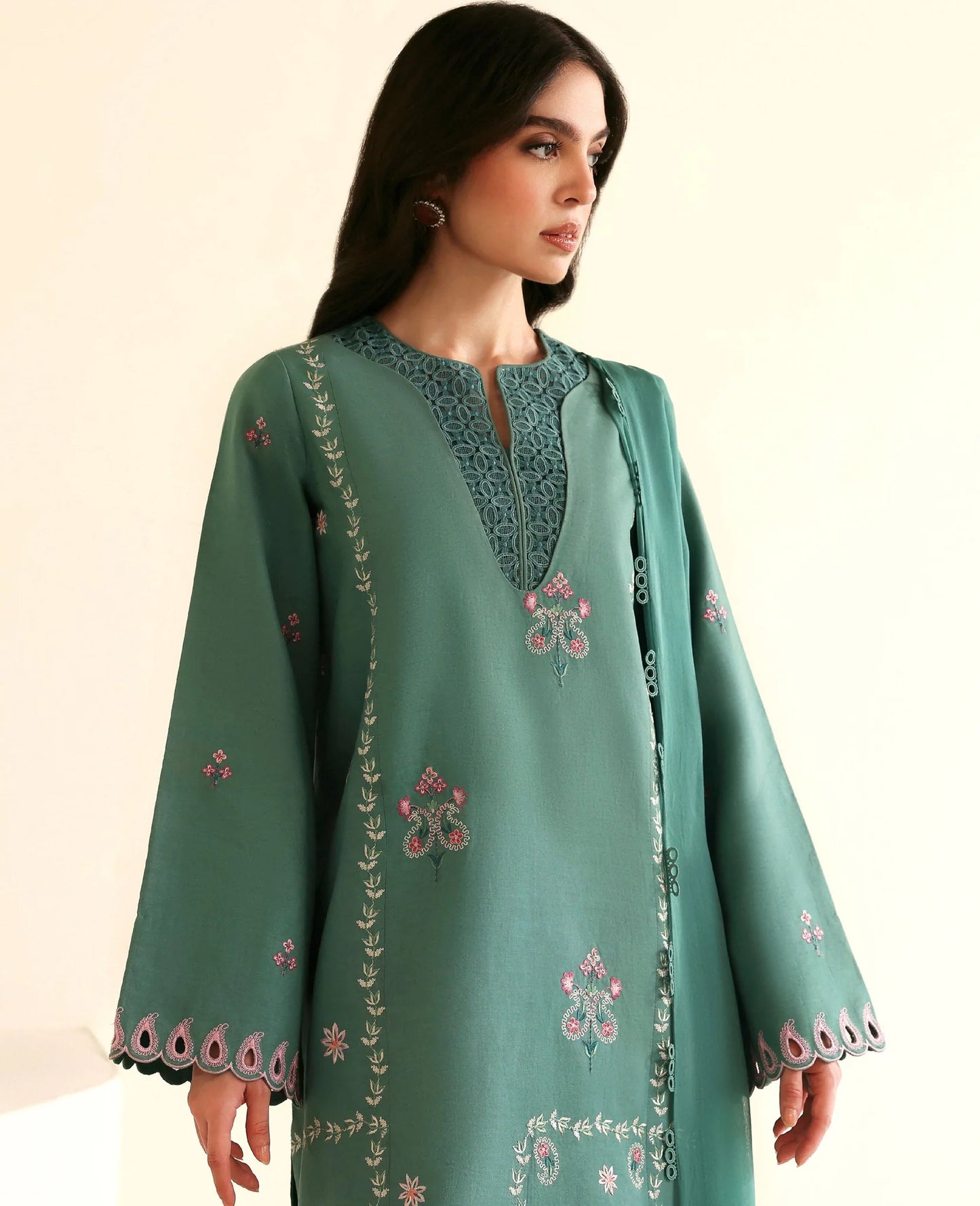 Solène | Basics Pre fall '25 | Republic Womenswear