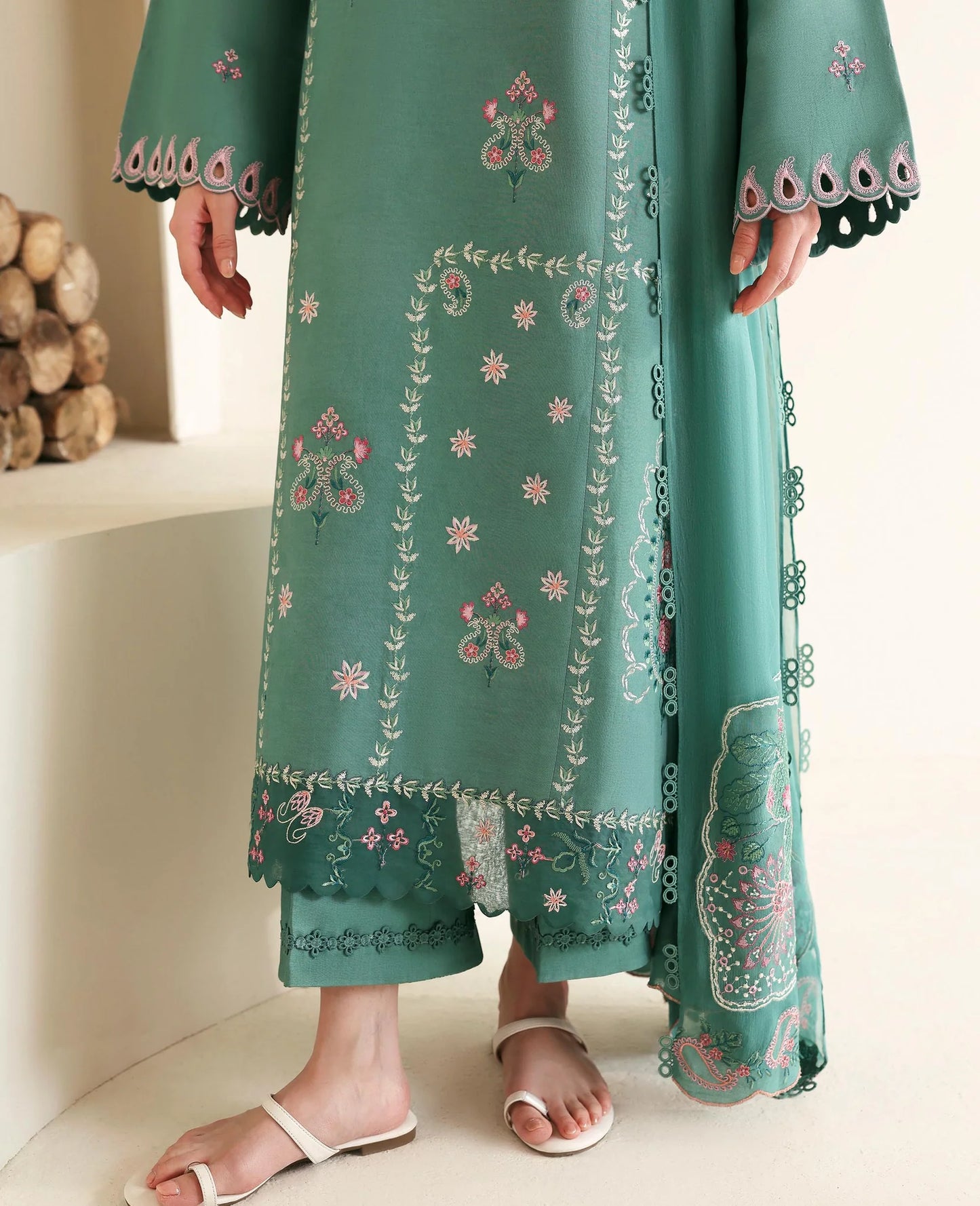 Solène | Basics Pre fall '25 | Republic Womenswear