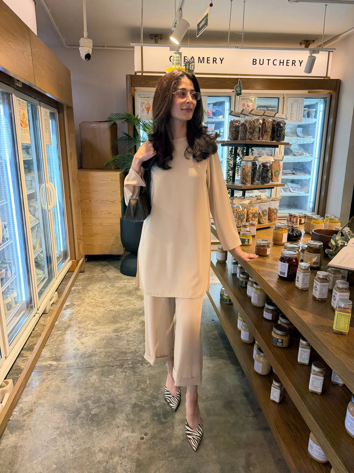BEIGE G-SUIT |NEW IN | SAK ATELIER