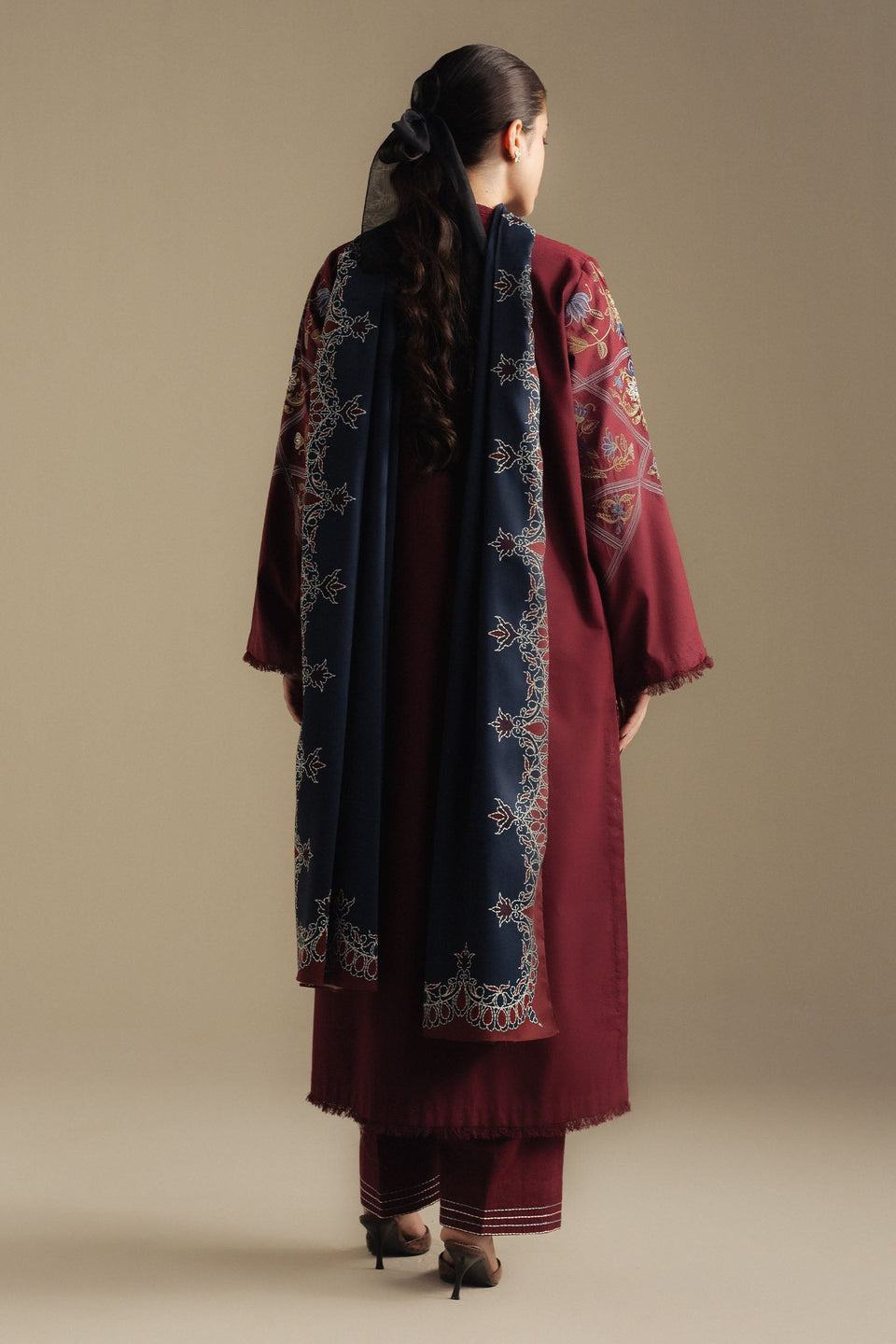 CORAL-4B | Coco Winter Unstitched’25 | Zara Shahjahan