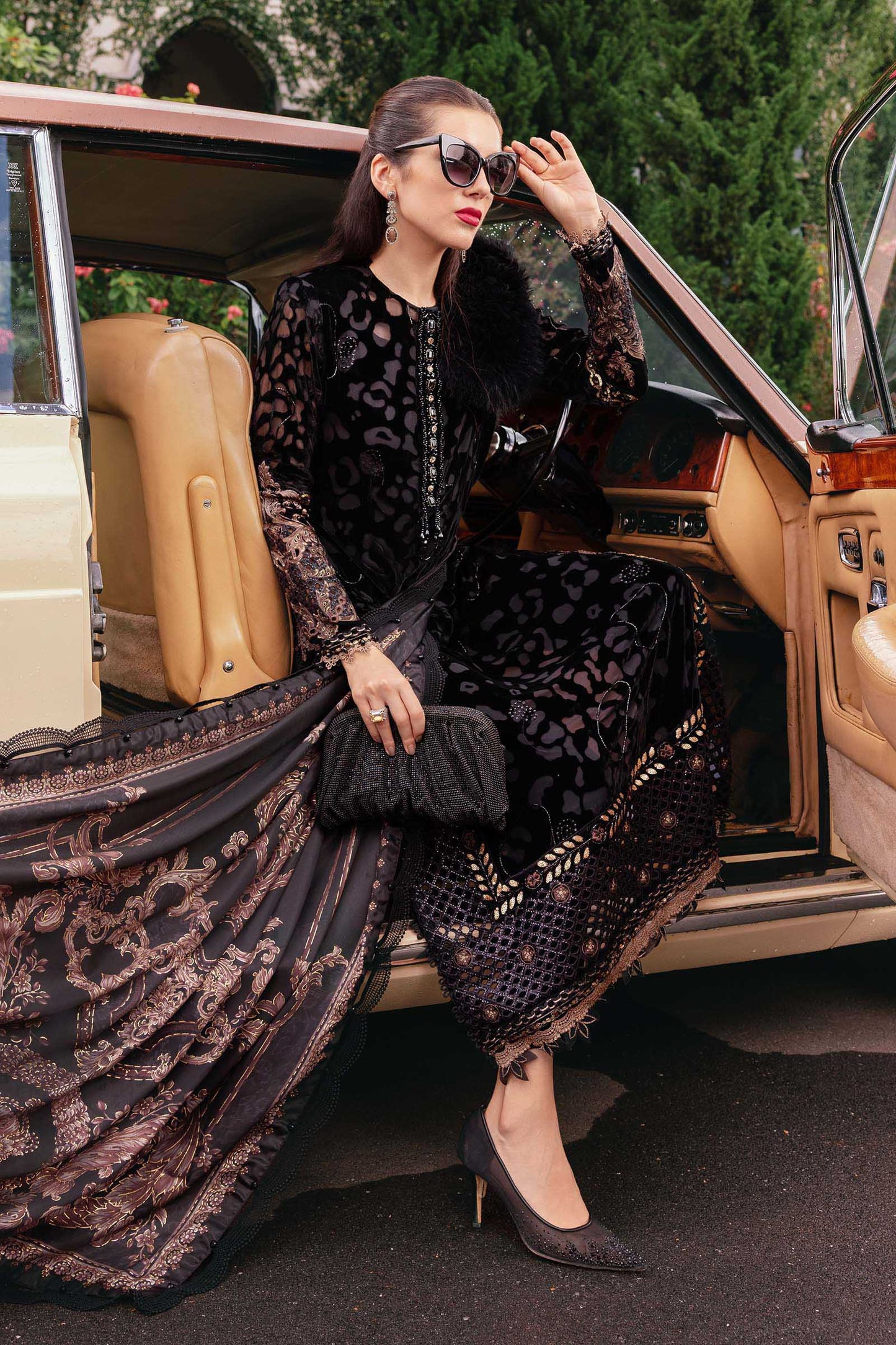 WL-1301-Black and Gold | Winter Luxe  | MARIA.B