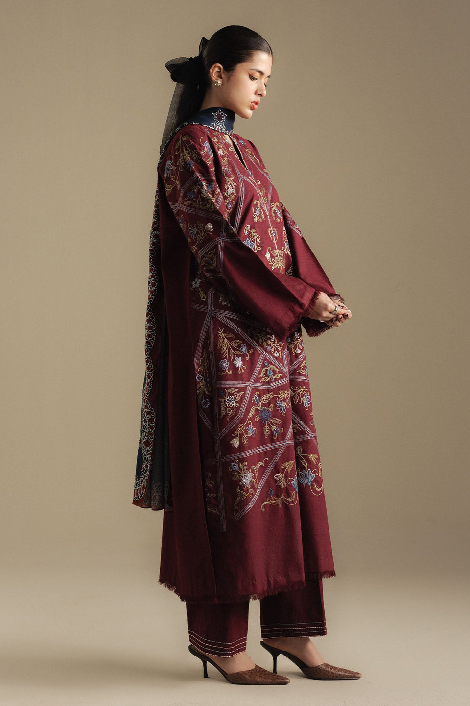 CORAL-4B | Coco Winter Unstitched’25 | Zara Shahjahan