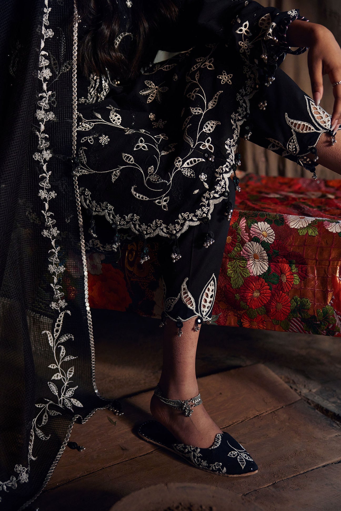 MEI 梅 (ZL26-05 B) | Zaha Festive Lawn’26