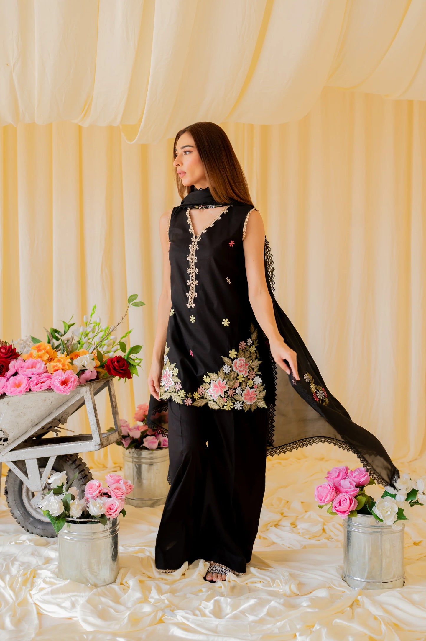 Flora Set | Shanzay Anooshay