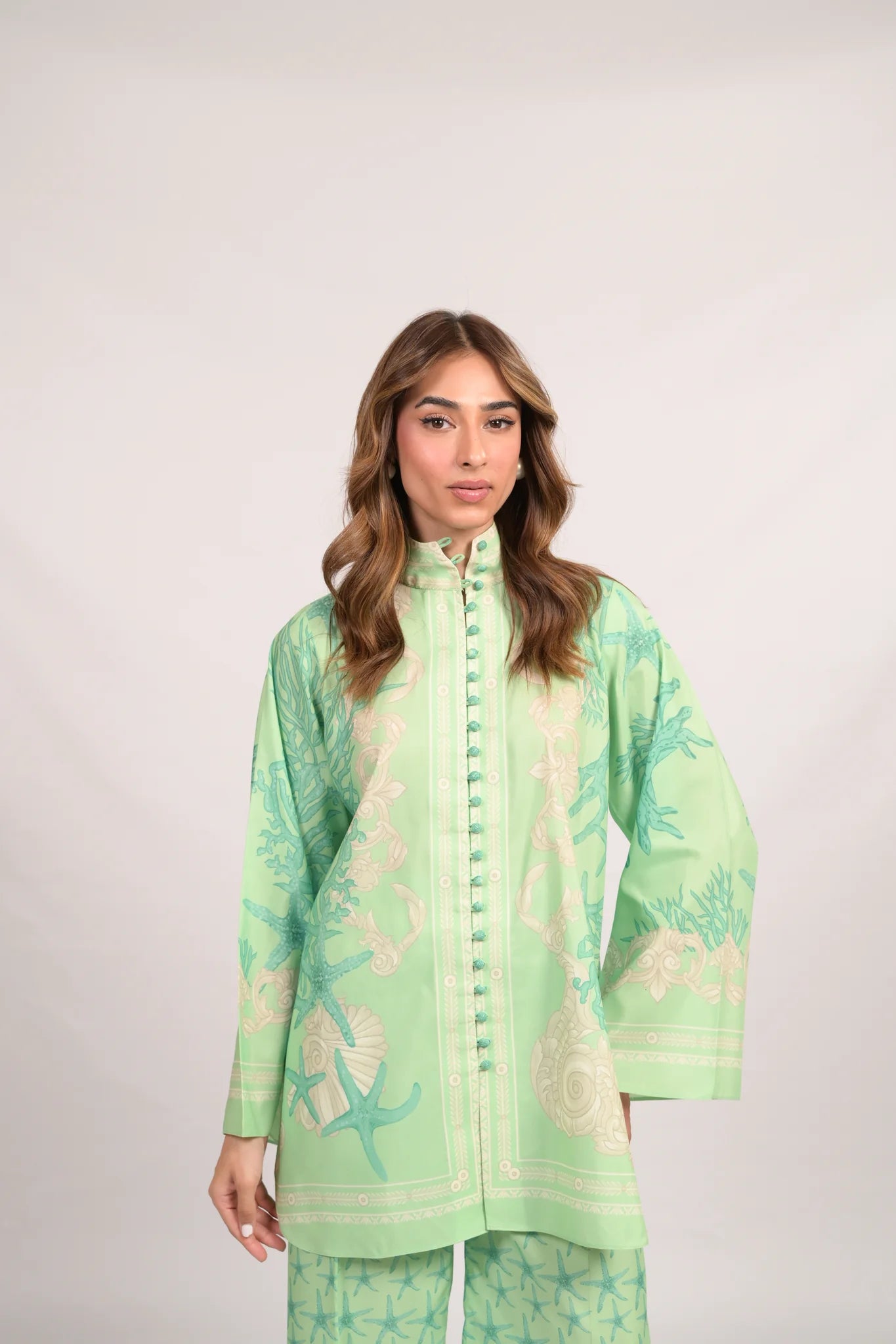 Marjan B | BARAÉ KHANOM