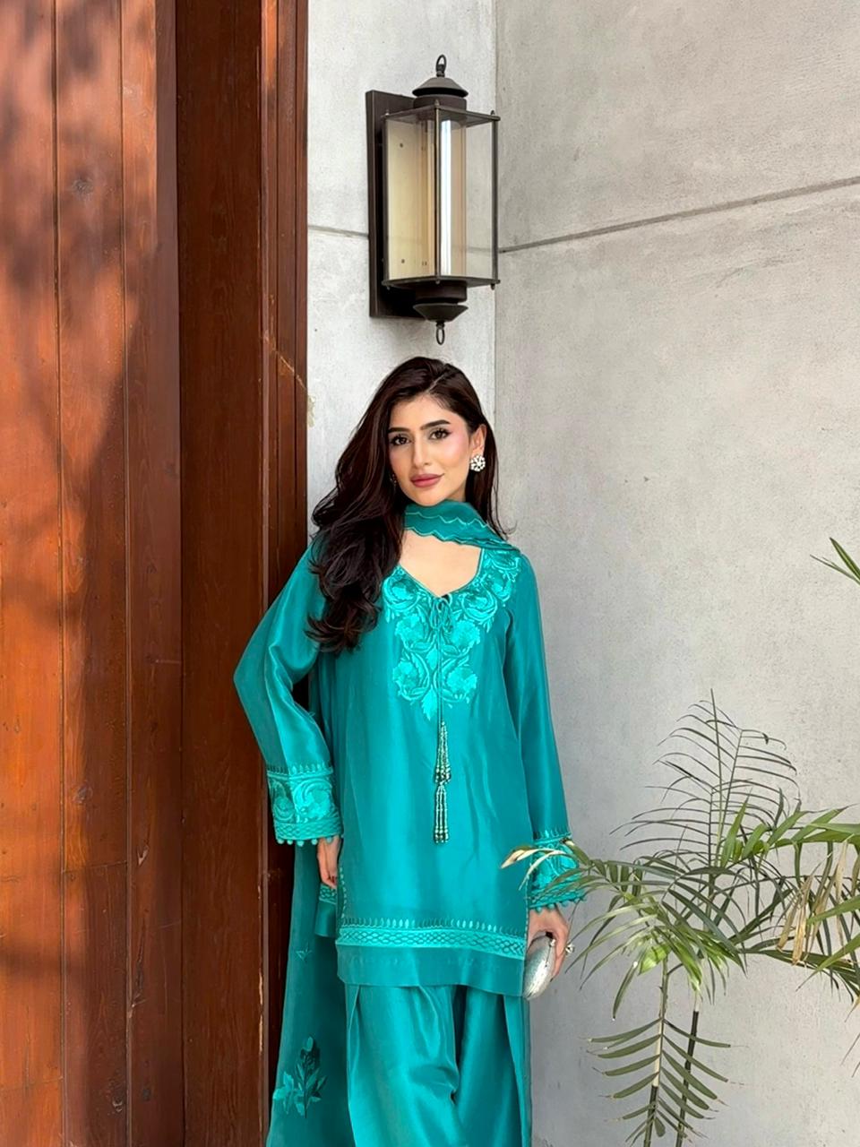 Gulrukh- Emerald Green | Saher & Benish