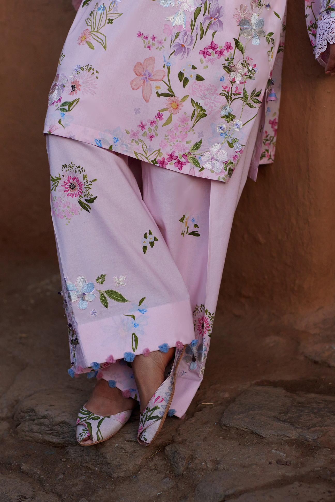 JIĀ (佳) (ZL26-12 A) | Zaha Festive Lawn’26