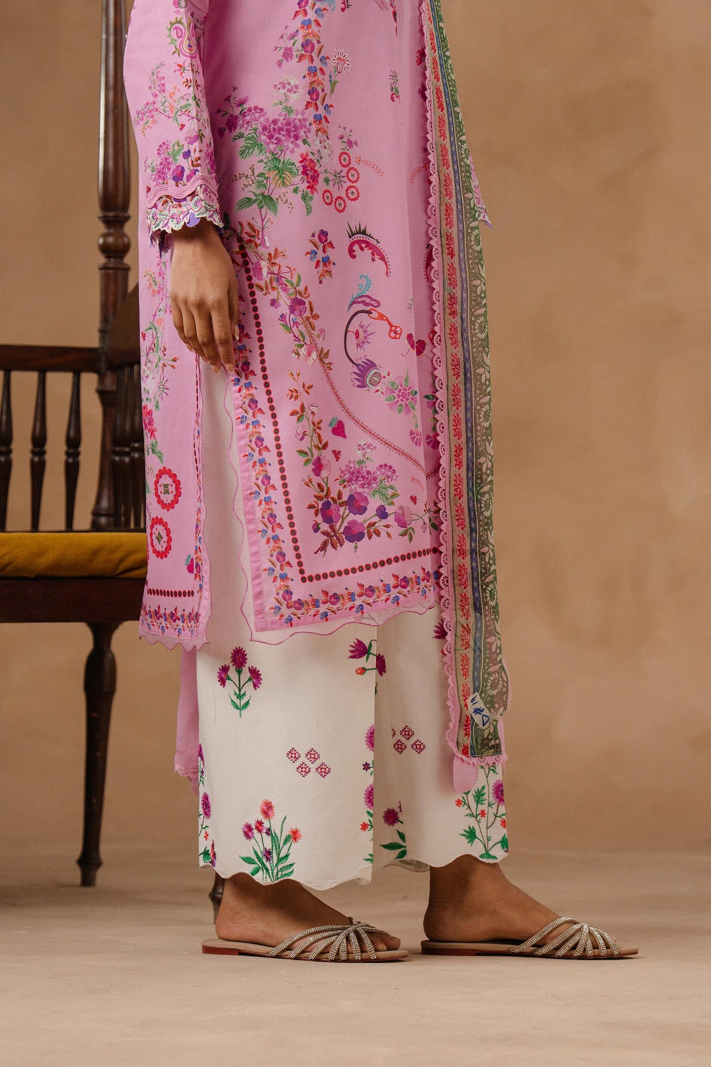 M261-019A-CI | Muzlin Spring Vol 1 '26  | SANA SAFINAZ