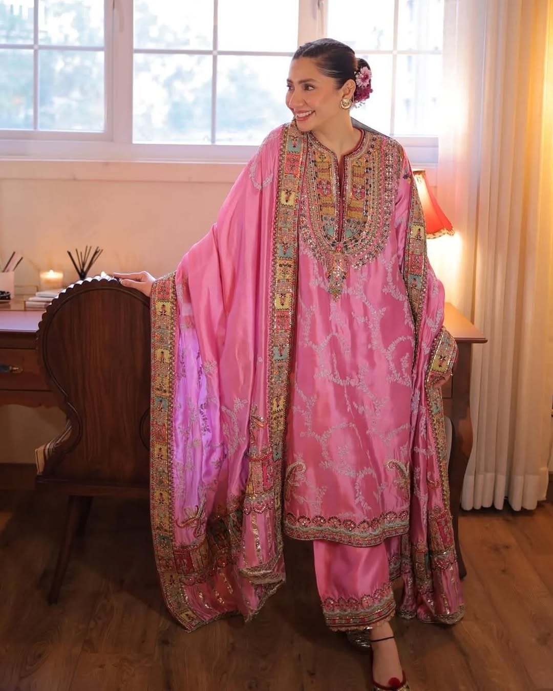 Mahira Khan | Rano Heirloom