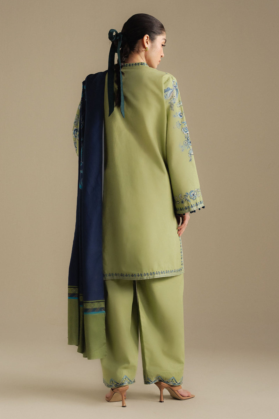 SNOWDROP-10B | Coco Winter Unstitched’25 | Zara Shahjahan