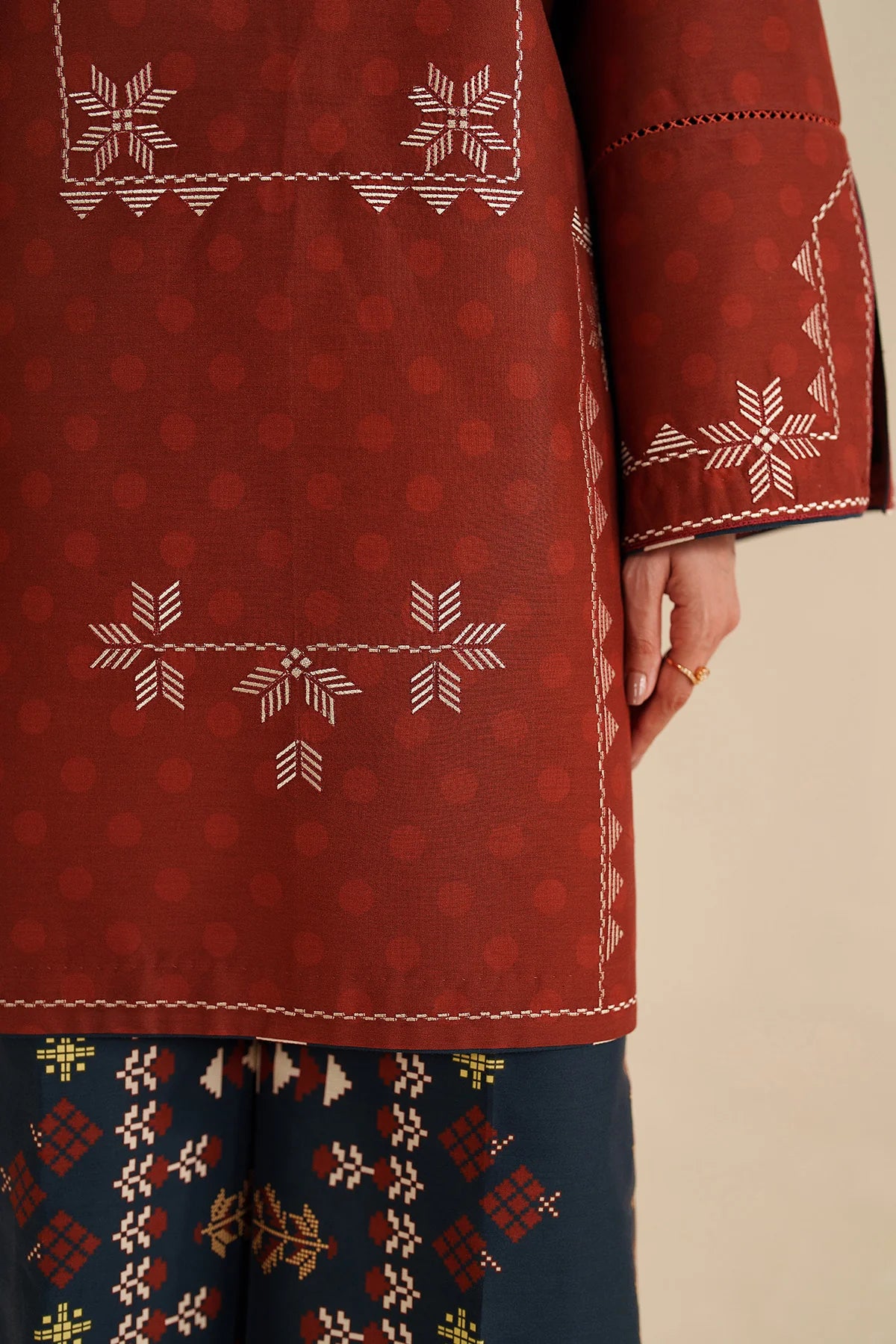 JZ-UW-D0194-0 | EMBROIDERED PREMIUM VISCOSE | Jazmin