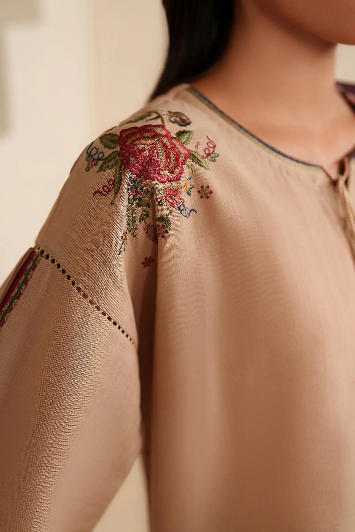 JZ-RTW-1270-1 | EMBROIDERED KHADDAR | Jazmin