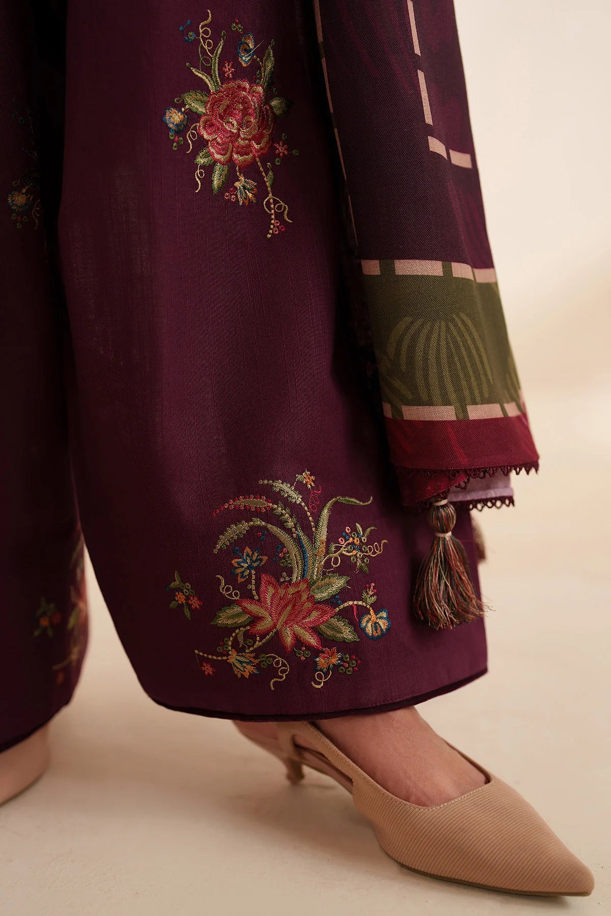 JZ-RTW-1270-1 | EMBROIDERED KHADDAR | Jazmin