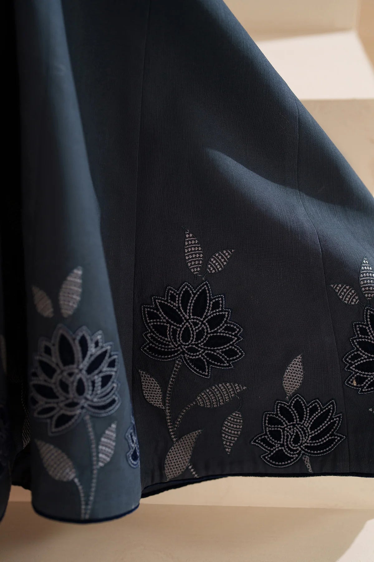 JZ-RTW-1267-1 | EMBROIDERED KHADDAR | Jazmin