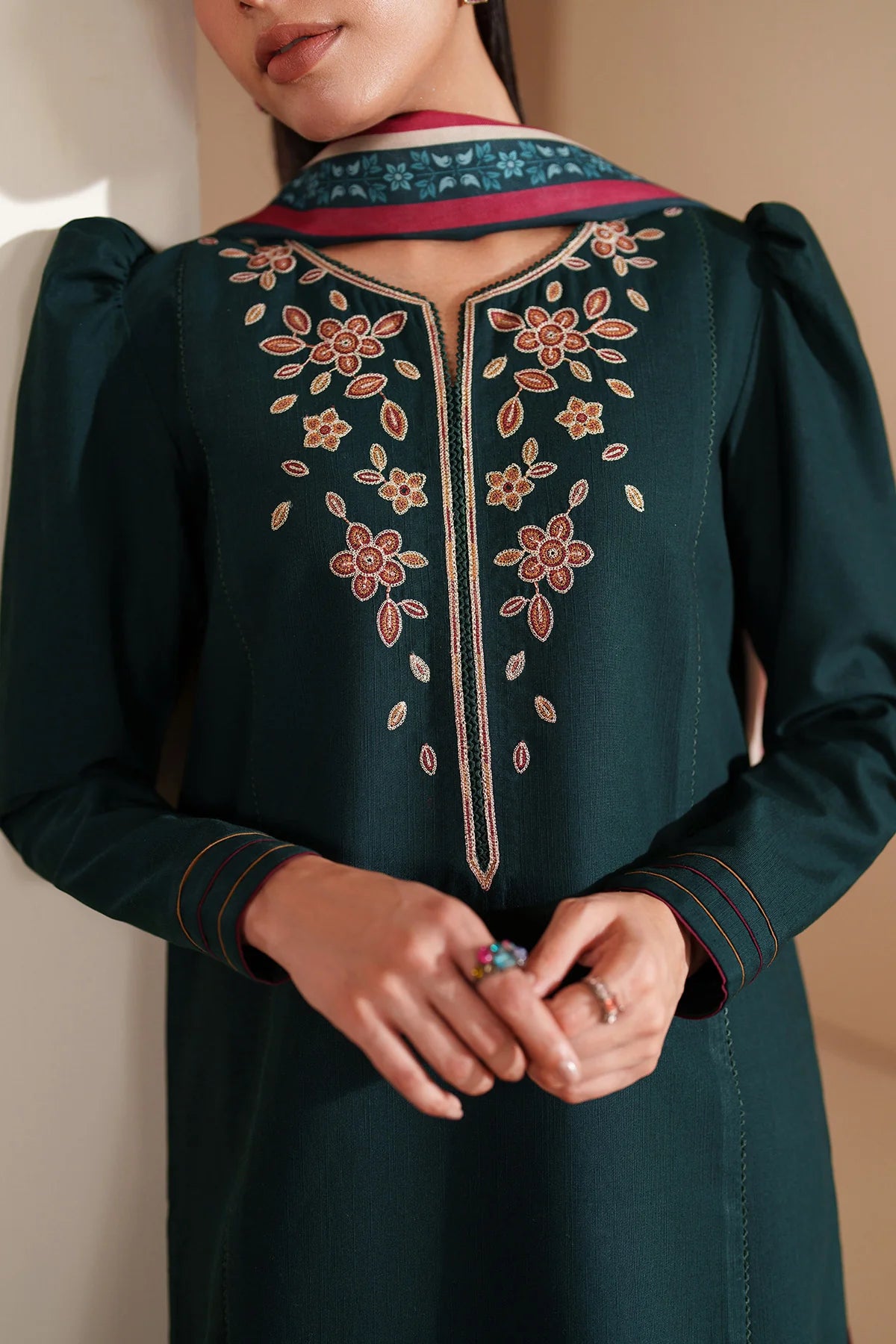 JZ-UW-D0186-0 | EMBROIDERED KHADDAR | Jazmin