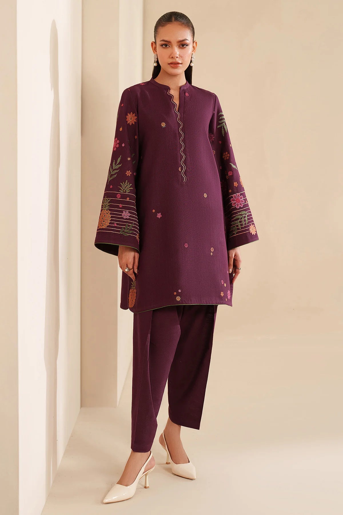 JZ-UW-D0169-0 | EMBROIDERED KHADDAR | Jazmin