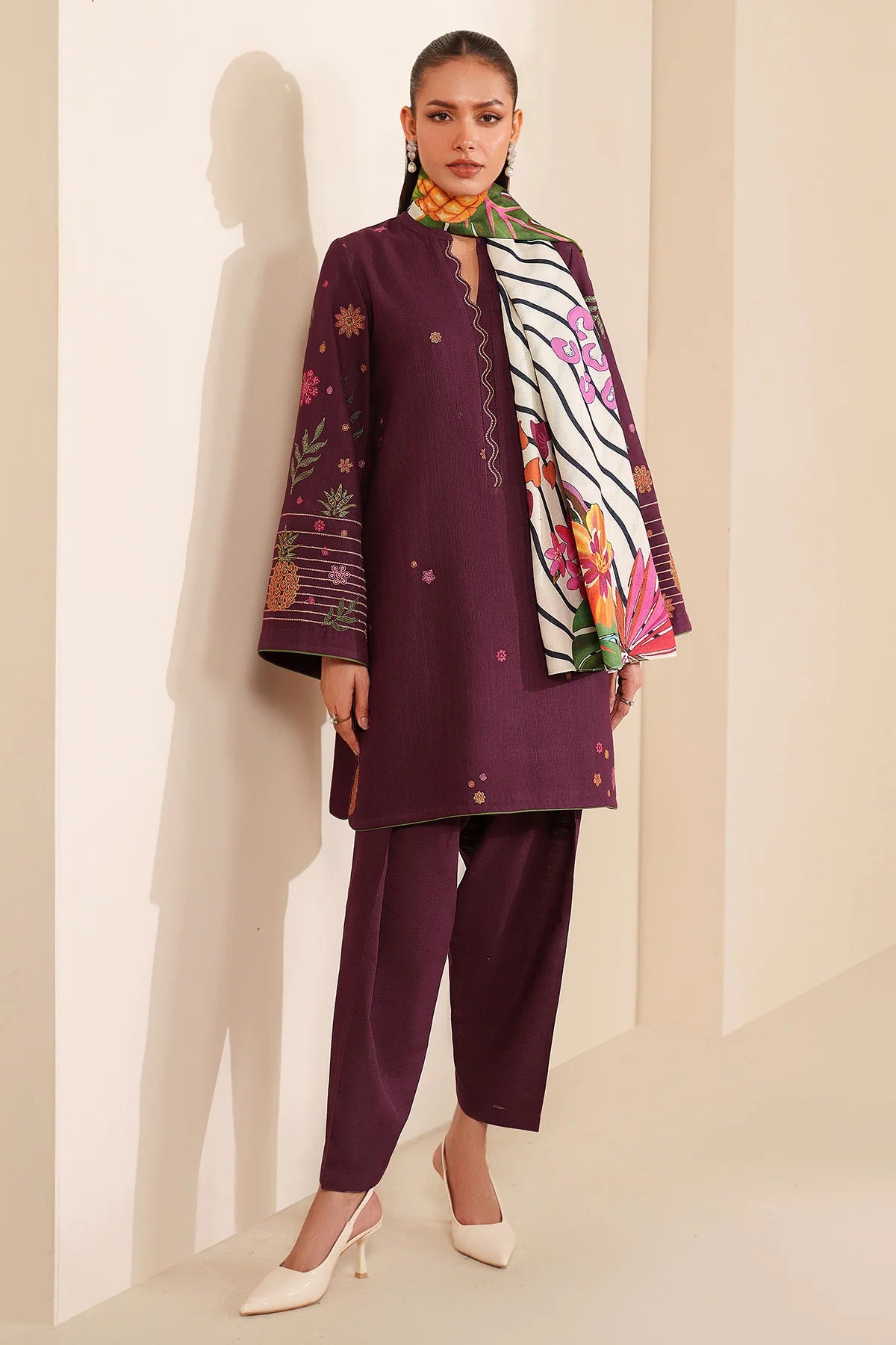 JZ-UW-D0169-0 | EMBROIDERED KHADDAR | Jazmin