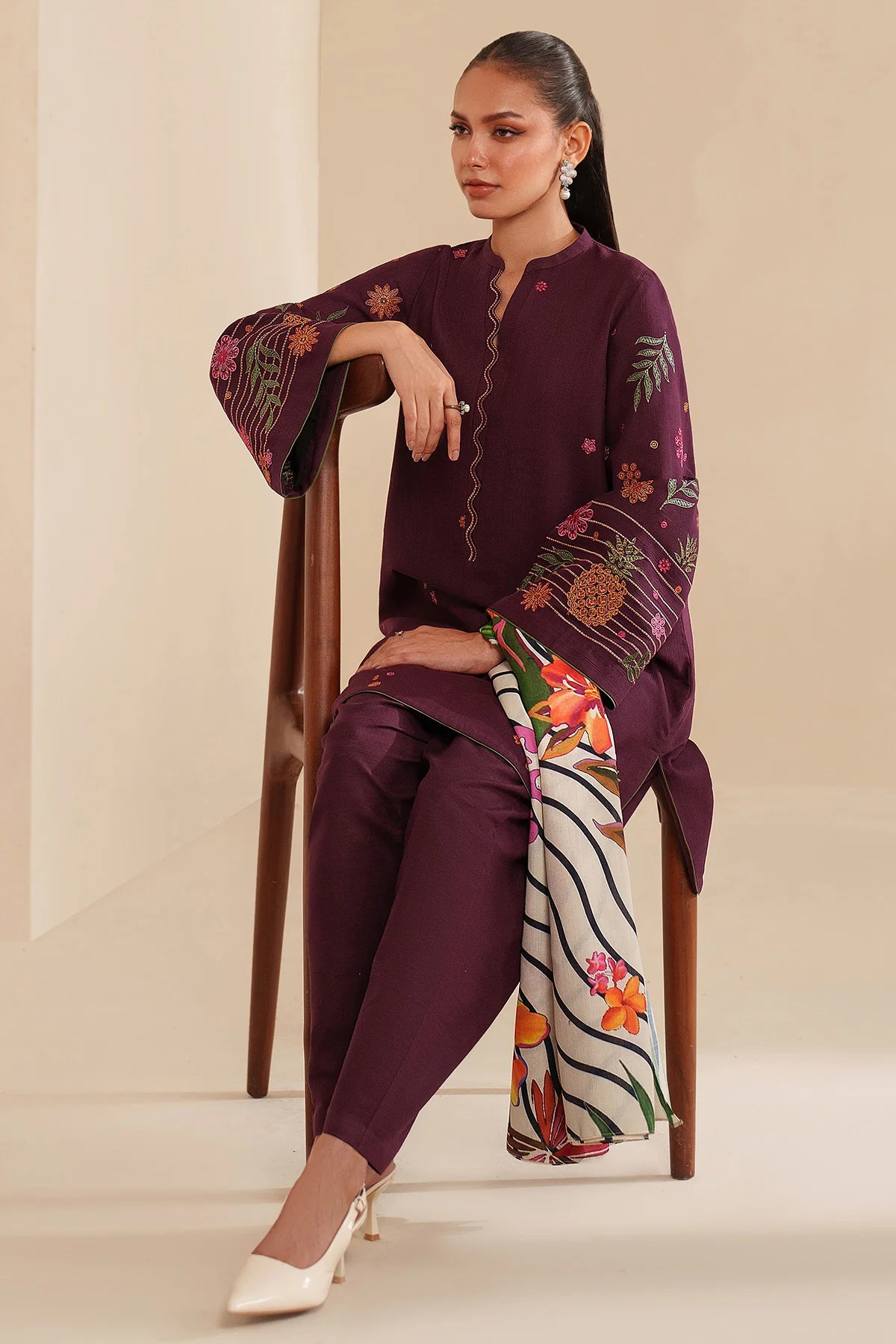 JZ-UW-D0169-0 | EMBROIDERED KHADDAR | Jazmin