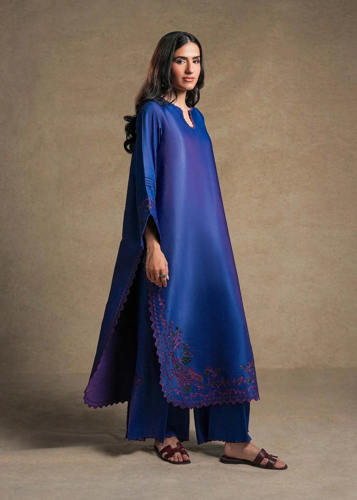 B02-07 | WINTER CLASSICS' 25 | LAJ BY LAJWANTI