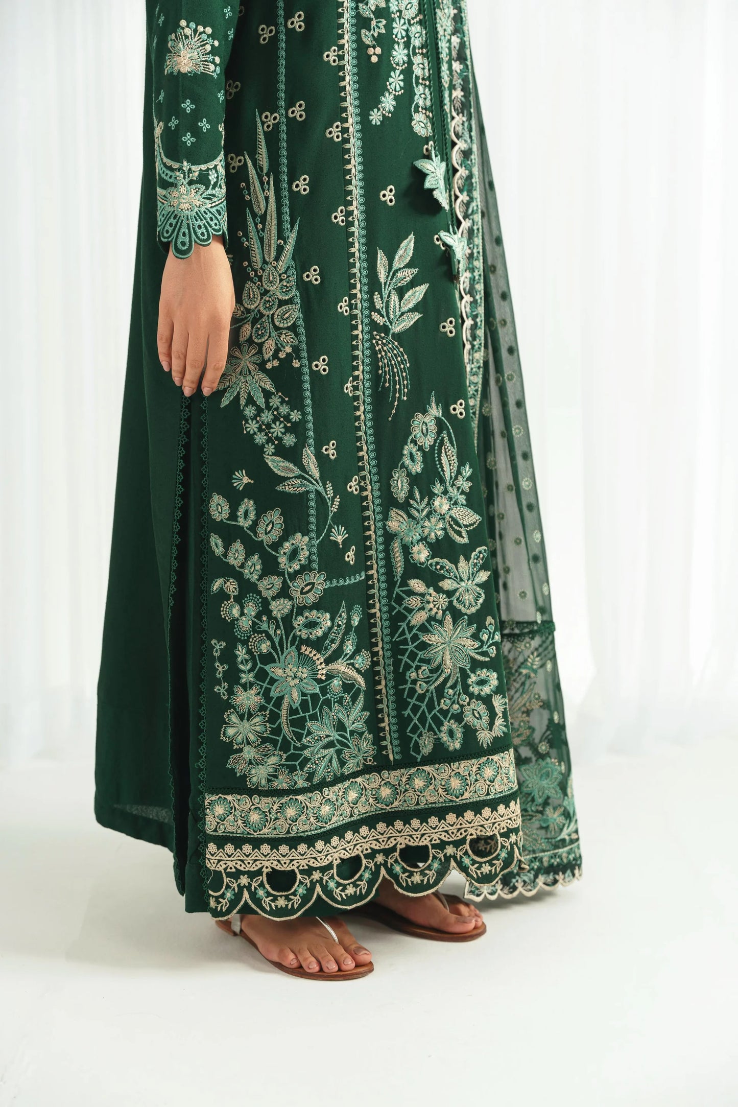 Sylvia | Luxury Karandi '25 | Kaida