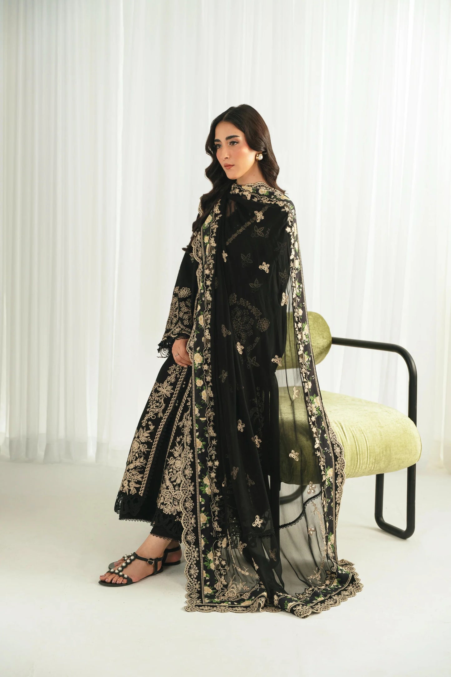 Zariah | Luxury Karandi '25 | Kaida