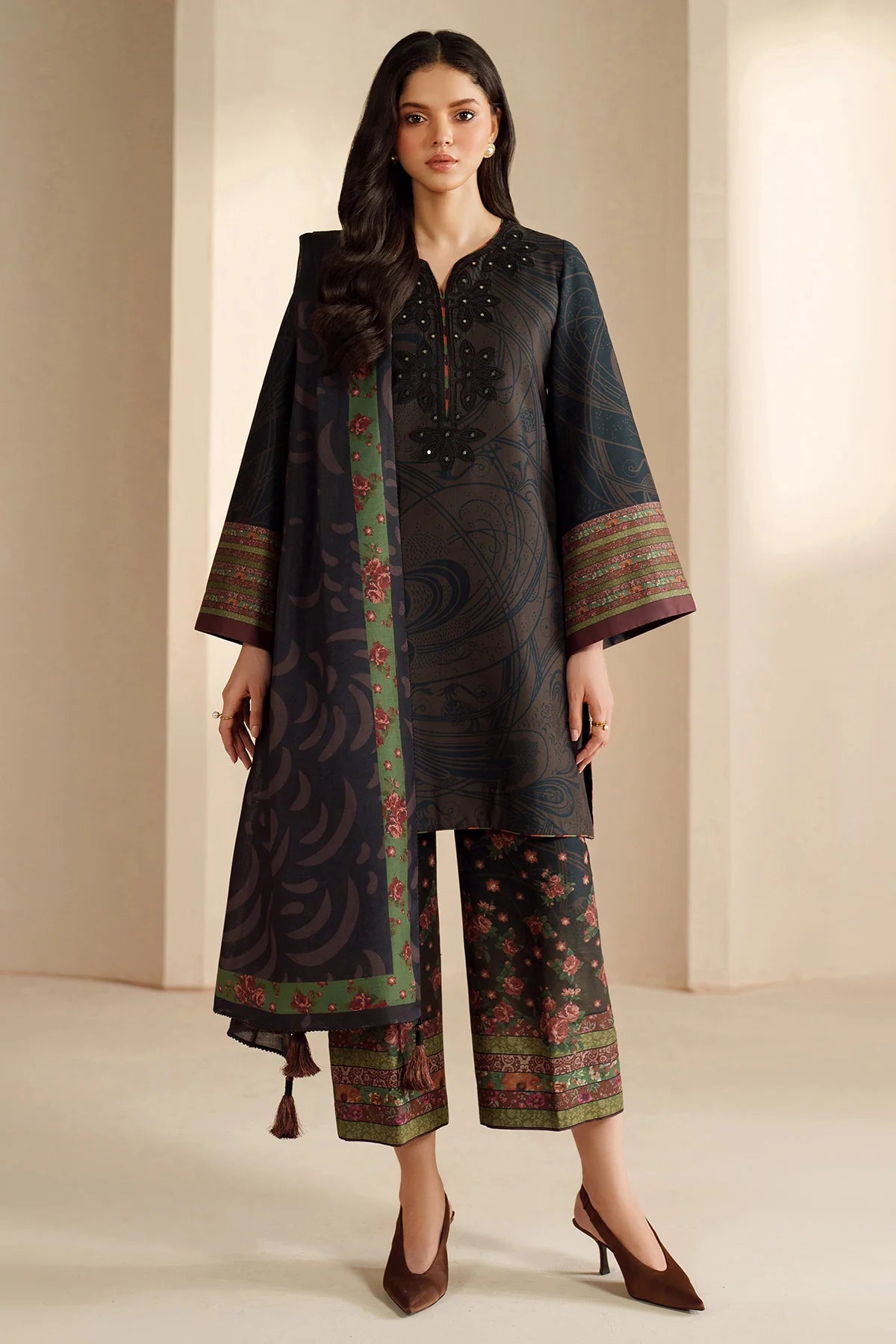 JZ-UW-D0203-0 | EMBROIDERED PREMIUM VISCOSE | Jazmin