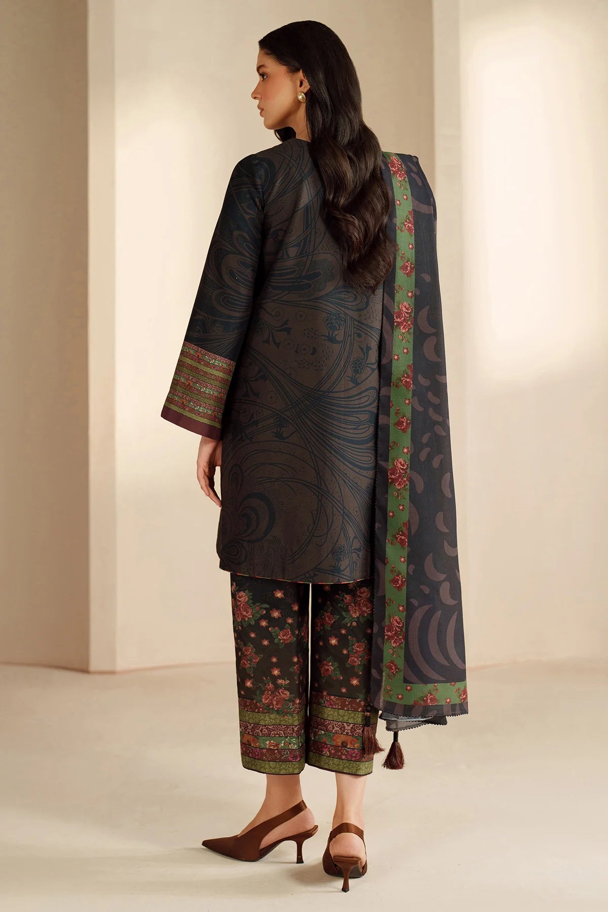 JZ-UW-D0203-0 | EMBROIDERED KHADDAR | Jazmin