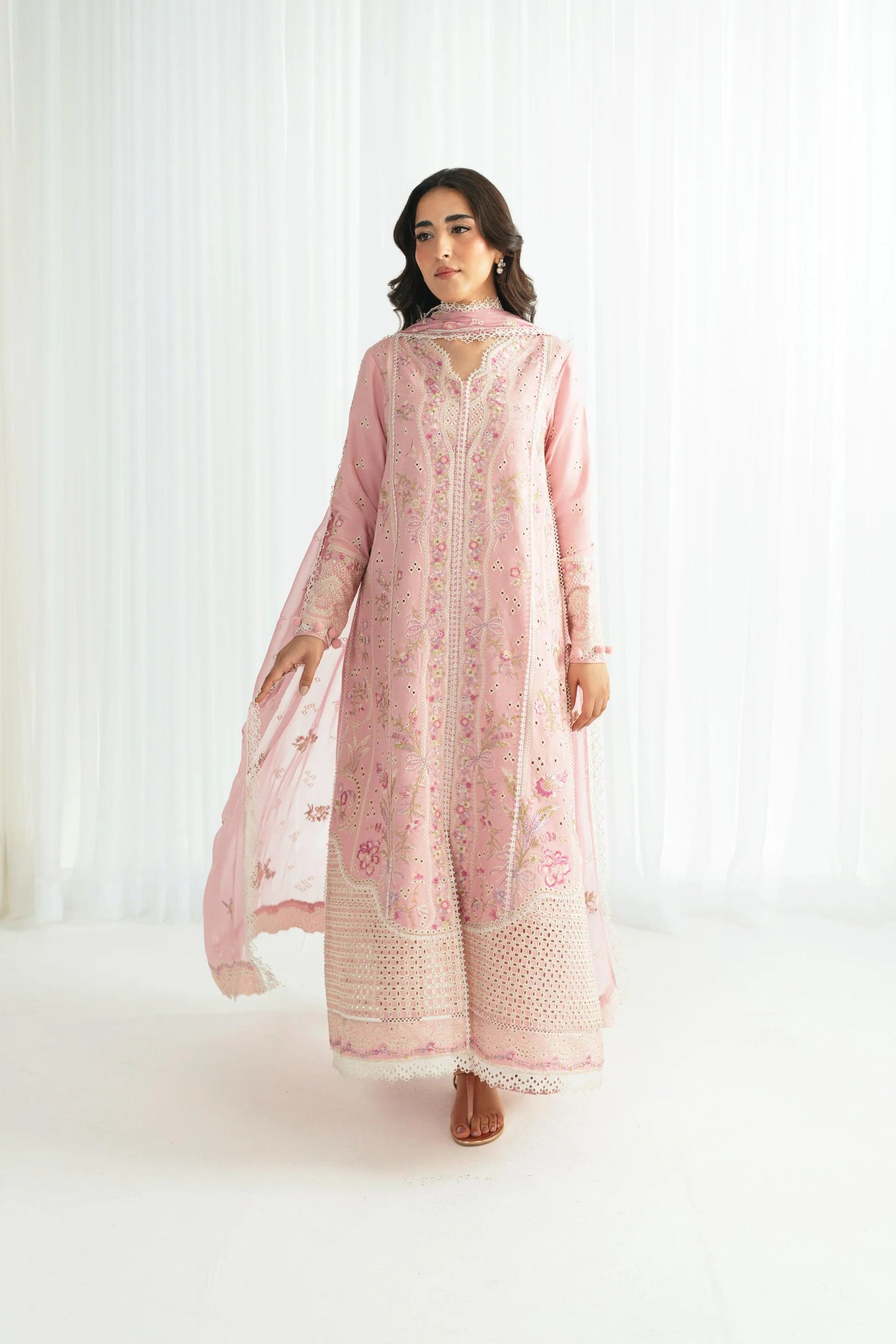 Ava | Luxury Karandi '25 | Kaida