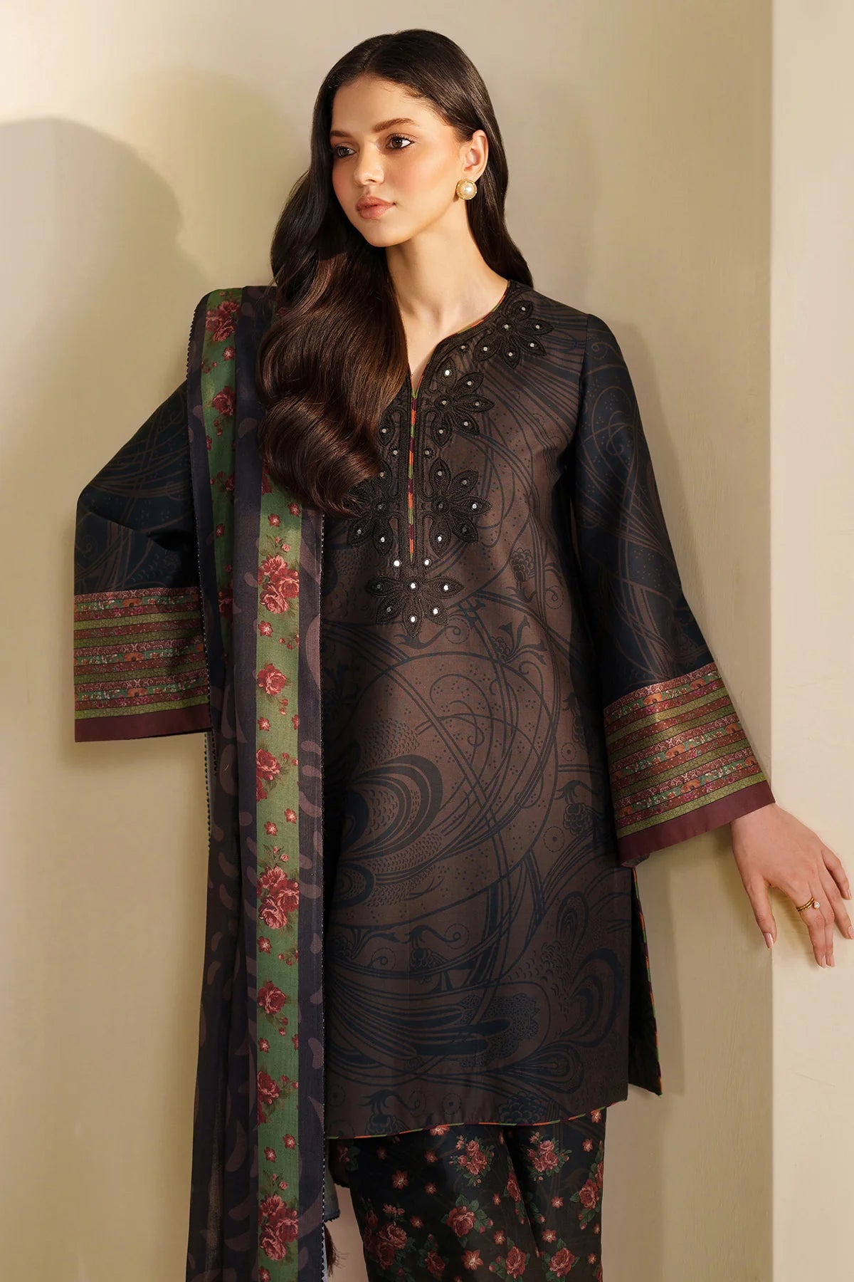JZ-UW-D0203-0 | EMBROIDERED KHADDAR | Jazmin
