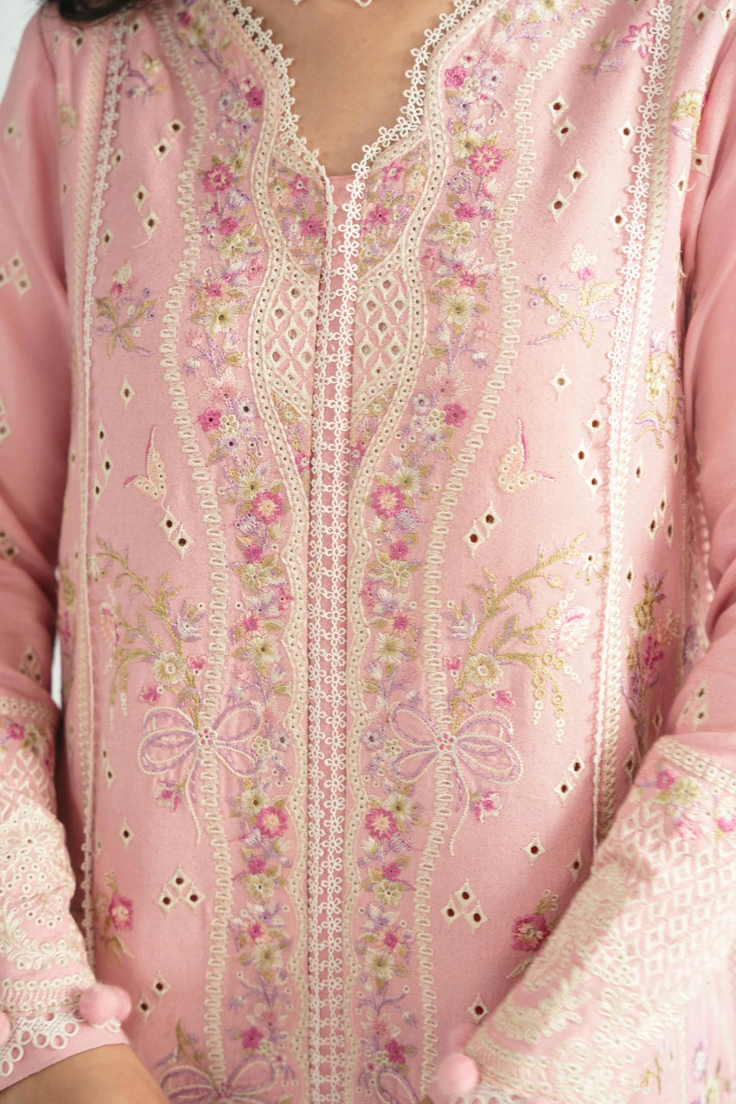 Ava | Luxury Karandi '25 | Kaida