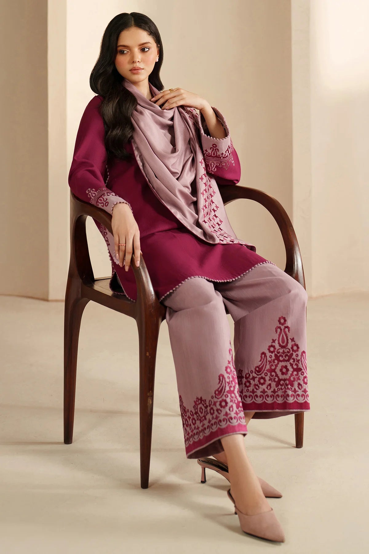 JZ-UW-D0193-0 | EMBROIDERED KHADDAR | Jazmin