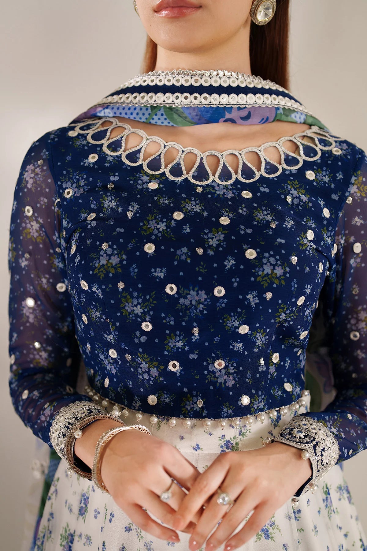 JZ-UC-D3106-1 | SEMI FORMALS | Jazmin