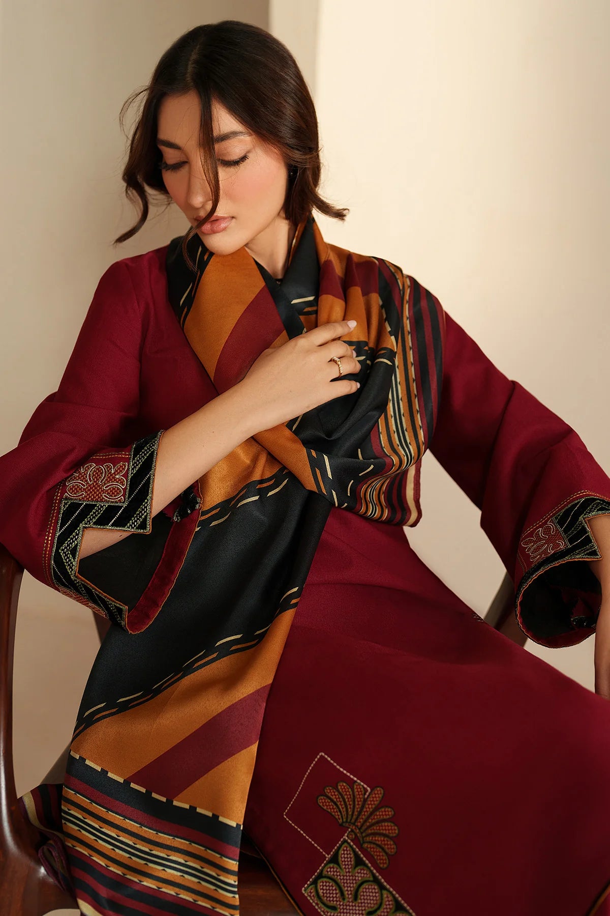 JZ-UW-D0201-0 | EMBROIDERED KHADDAR | Jazmin