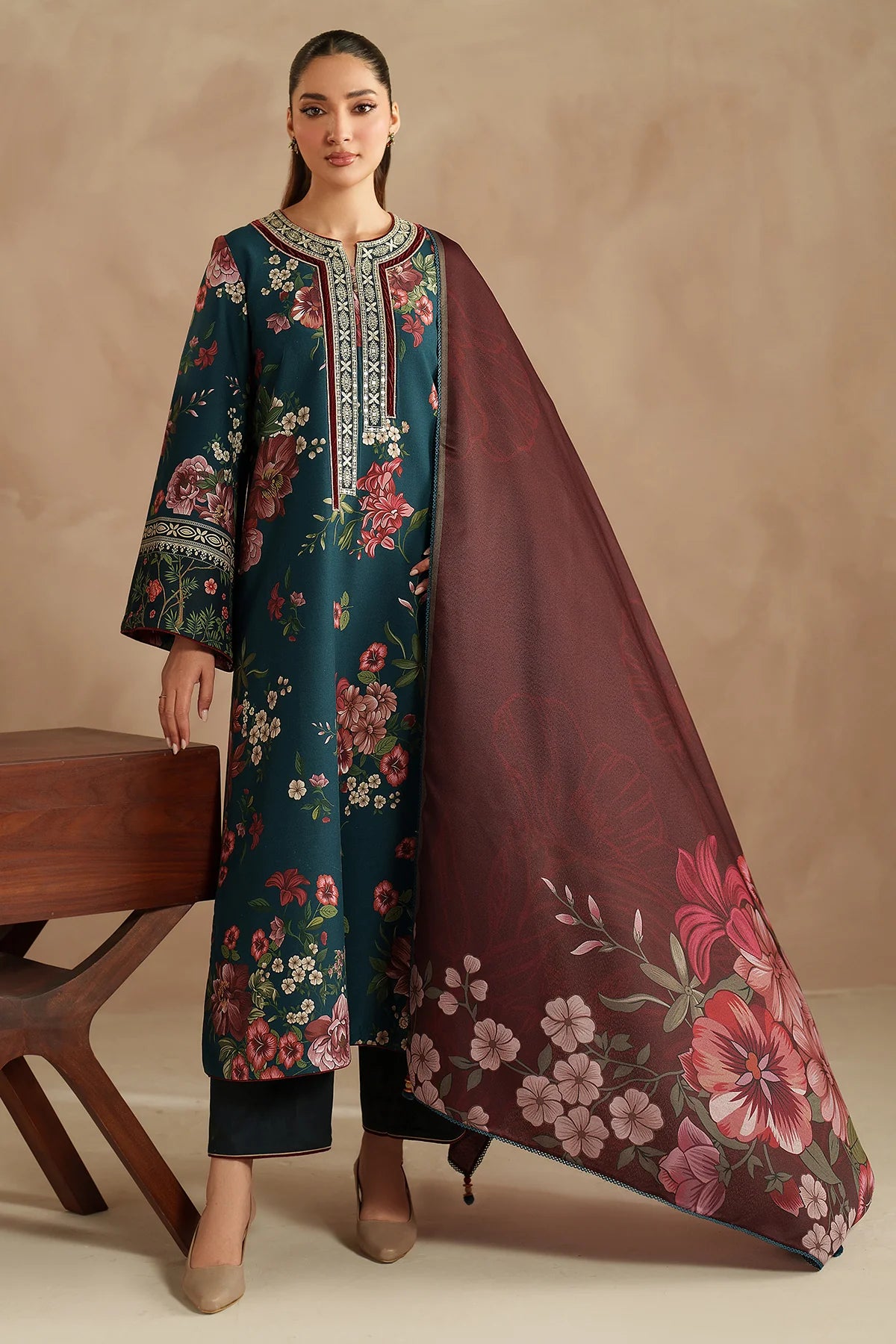JZ-UW-D0209-0 | EMBROIDERED PREMIUM VISCOSE | Jazmin