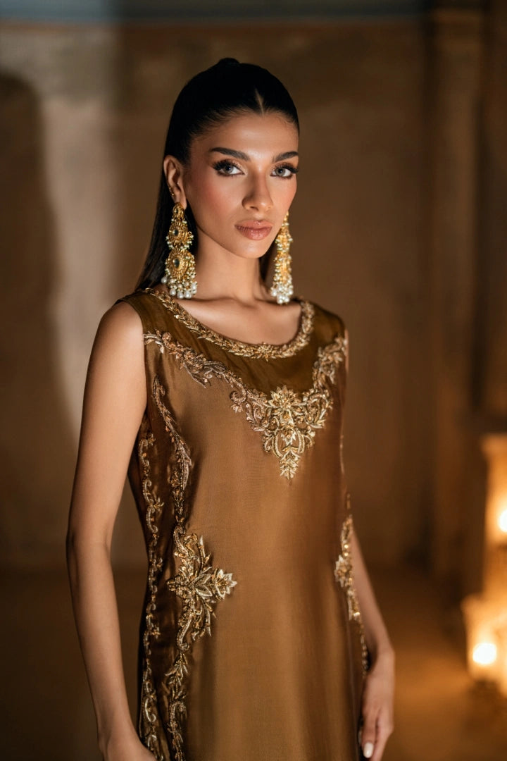Sandal | Khuab | Wajahat Mansoor
