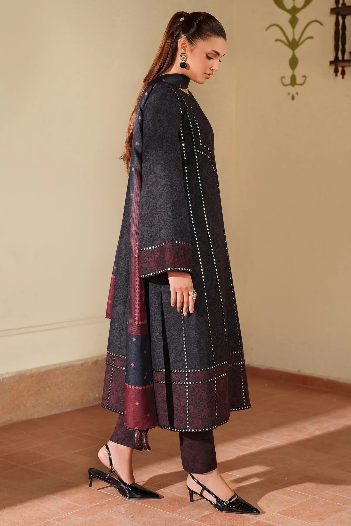 JZ-UW-D0176-0 | EMBROIDERED VISCOSE | Jazmin