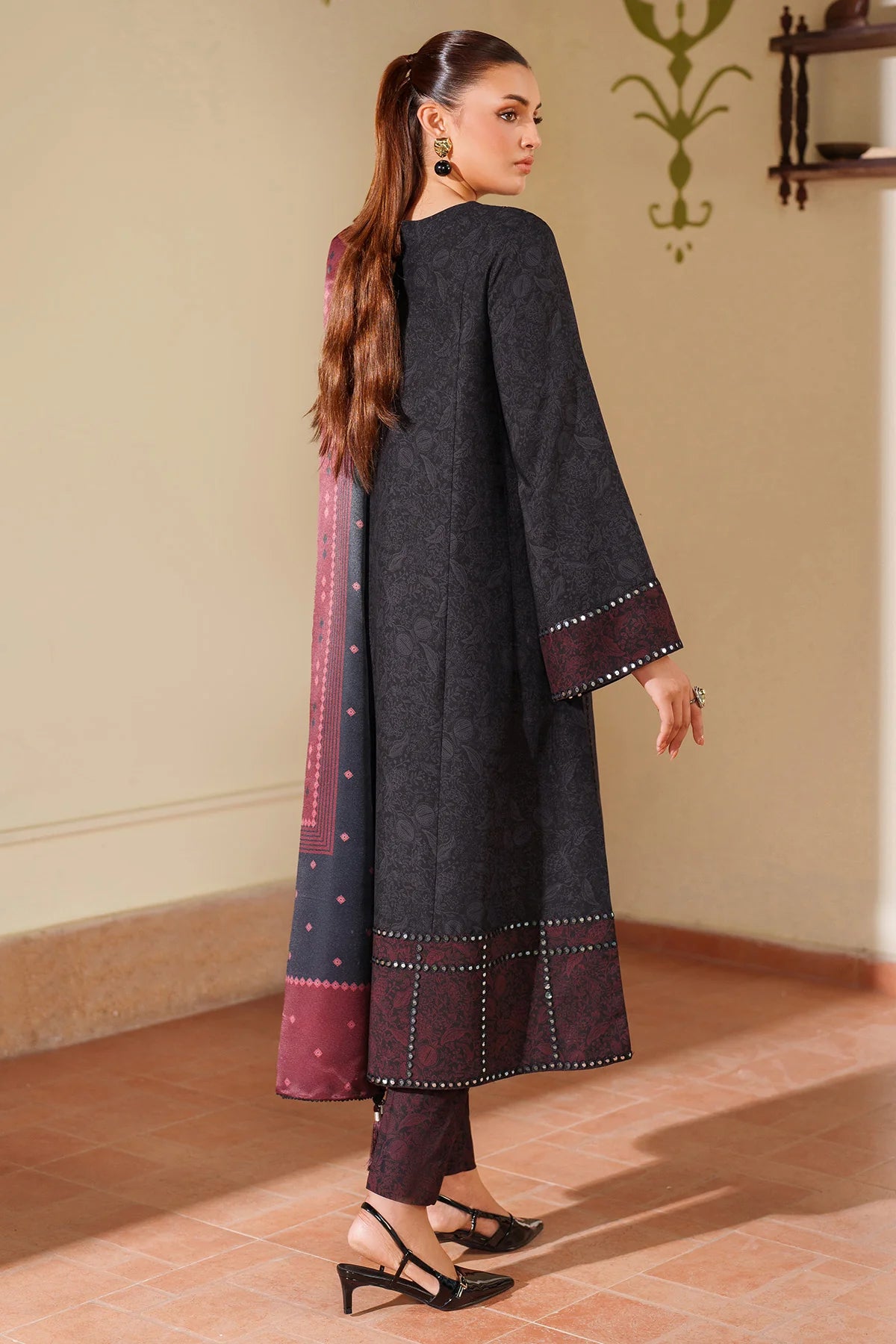 JZ-UW-D0176-0 | EMBROIDERED VISCOSE | Jazmin