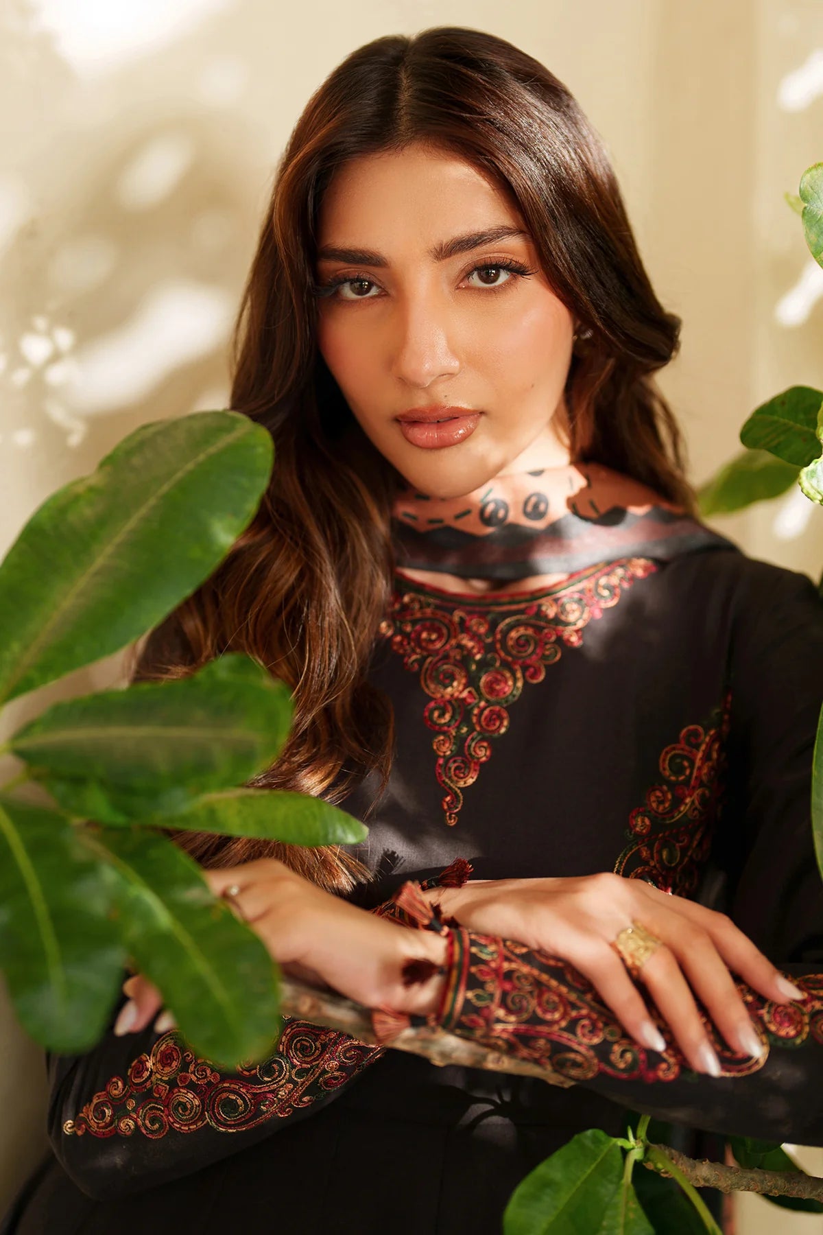 JZ-UW-D0149-0 | EMBROIDERED KHADDAR | Jazmin