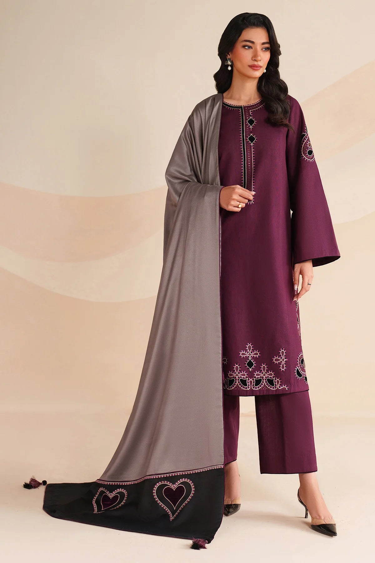 JZ-UW-D0218-0 | EMBROIDERED KHADDAR | Jazmin