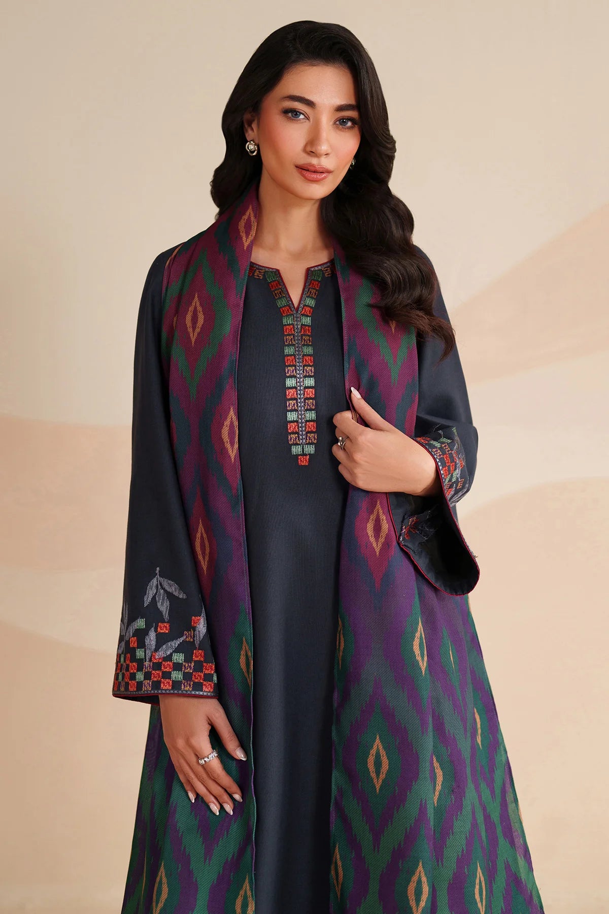 JZ-UW-D0226-0 | EMBROIDERED KHADDAR | Jazmin