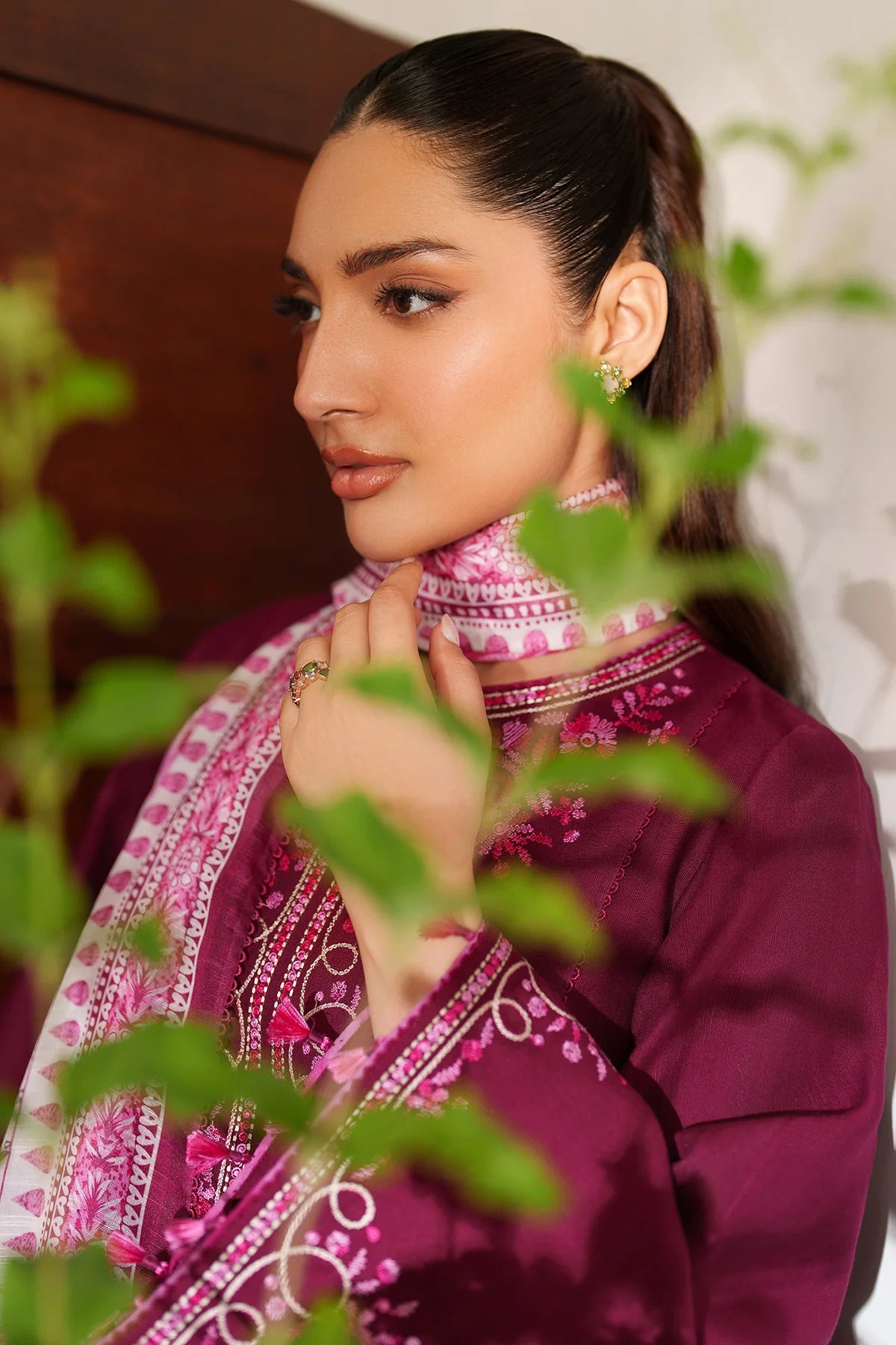 JZ-UW-D0155-0 | EMBROIDERED KHADDAR | Jazmin