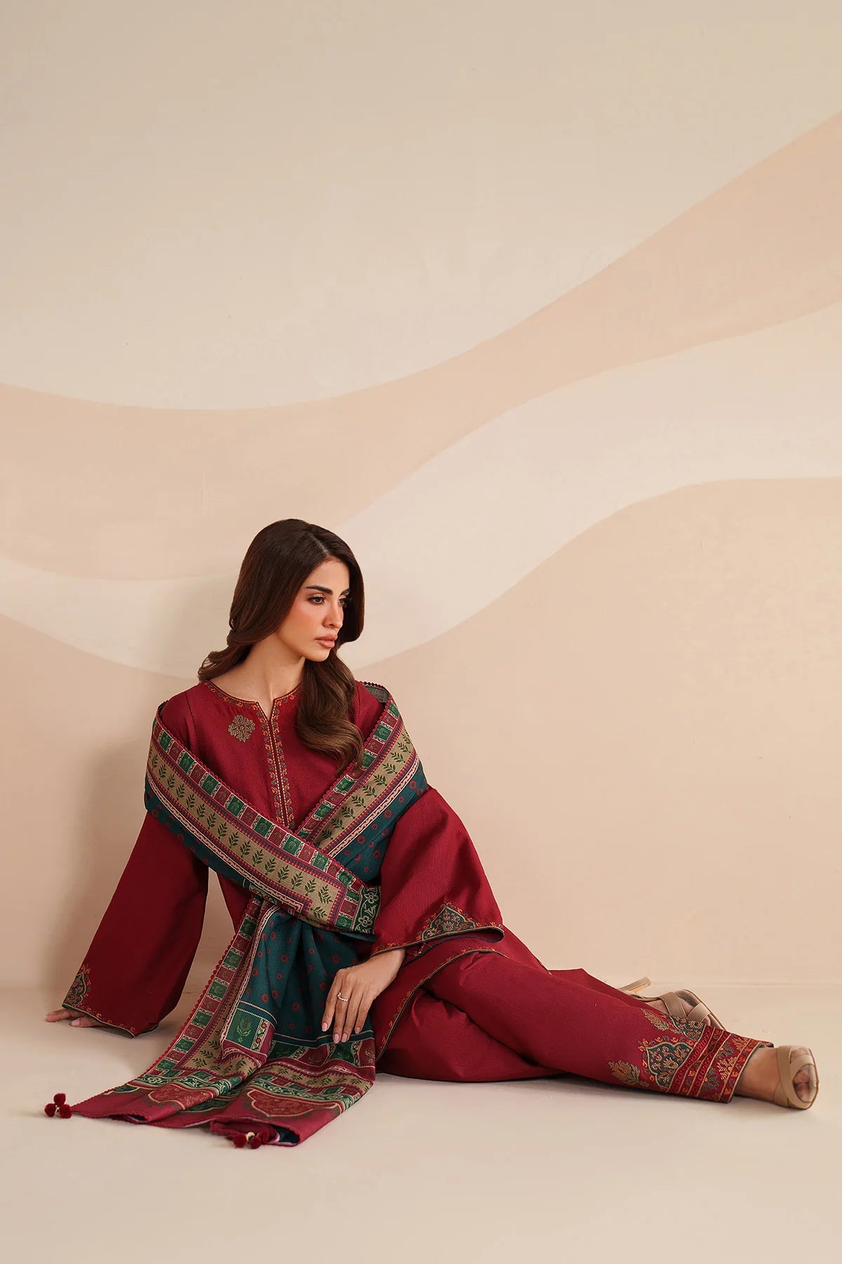 JZ-UW-D0240-0 | EMBROIDERED KHADDAR | Jazmin