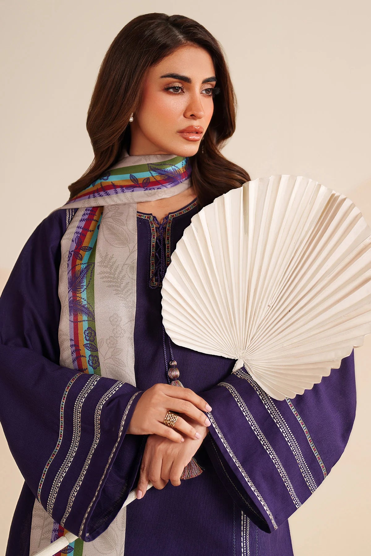 JZ-UW-D0228-0 | EMBROIDERED KHADDAR | Jazmin