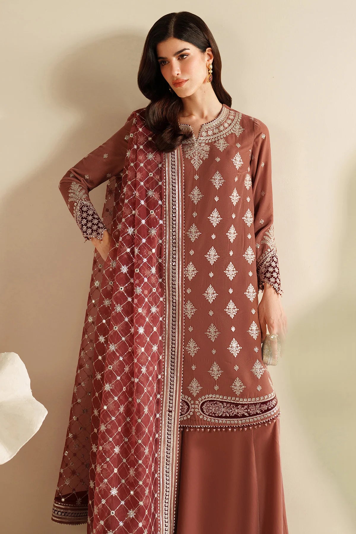JZ-VVF-D3-0 | EMBROIDERED VELVET FORMAL | Jazmin