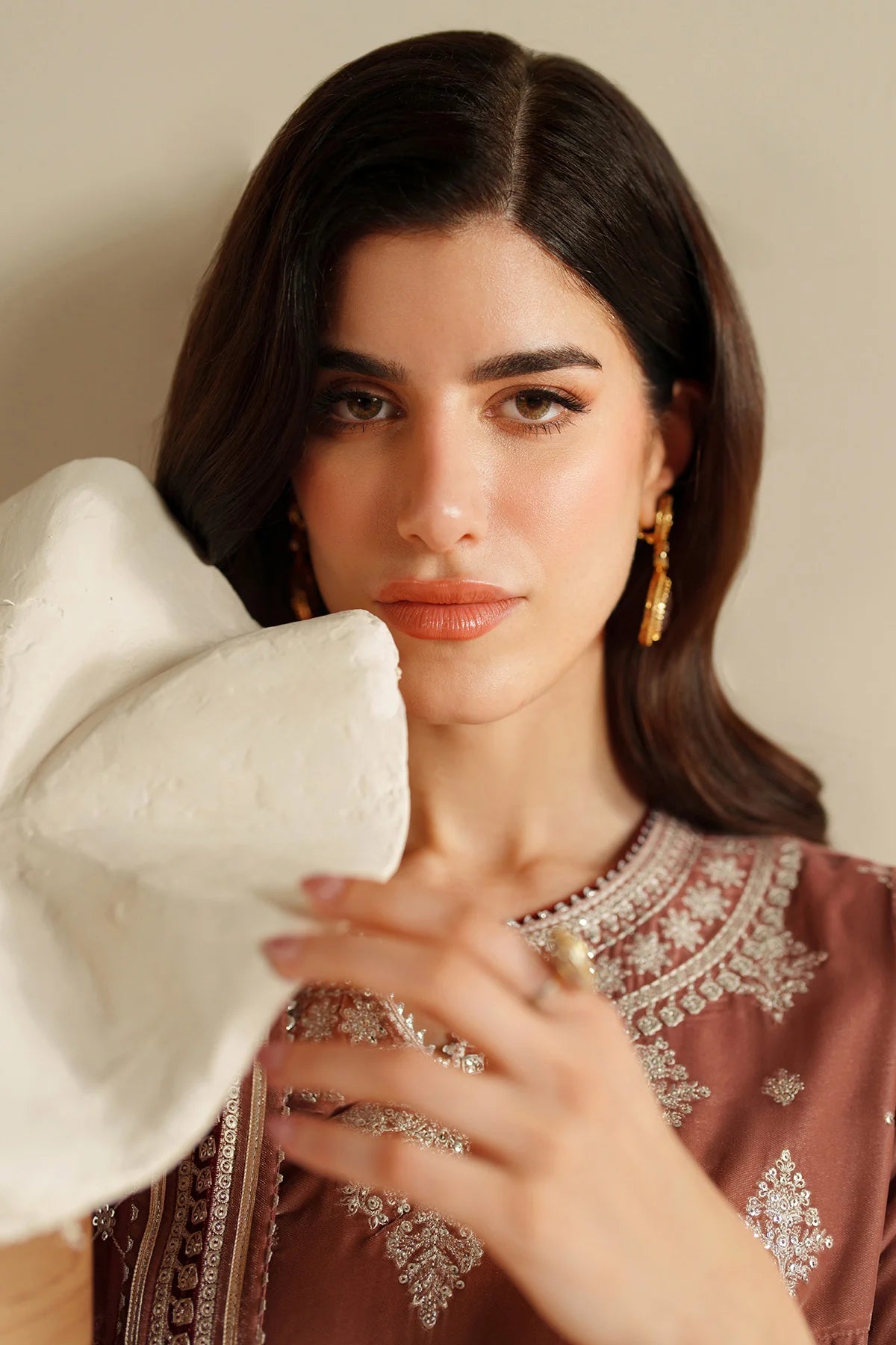 JZ-VVF-D3-0 | EMBROIDERED VELVET FORMAL | Jazmin