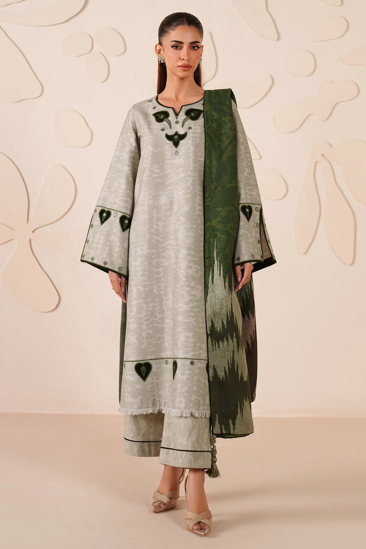 JZ-UW-D0233-0 | EMBROIDERED PREMIUM VISCOSE | Jazmin