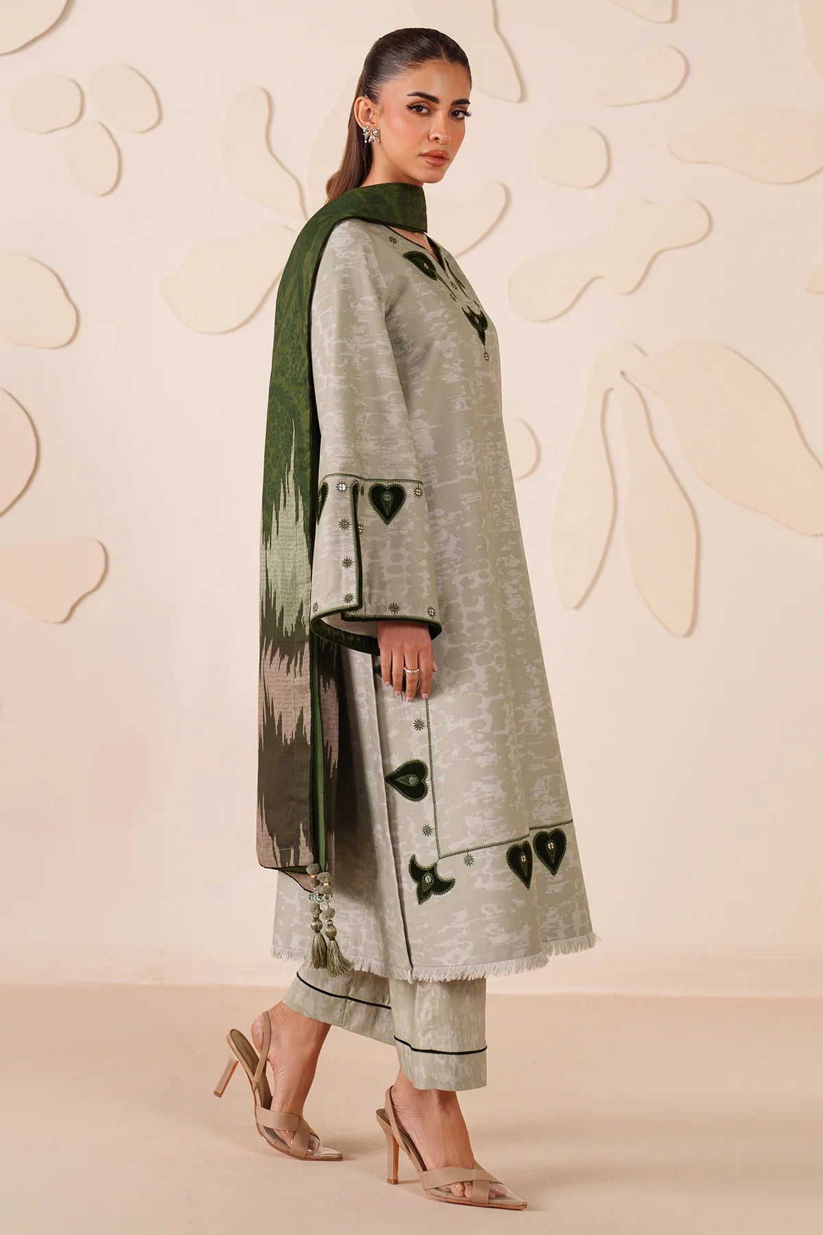 JZ-UW-D0233-0 | EMBROIDERED PREMIUM VISCOSE | Jazmin