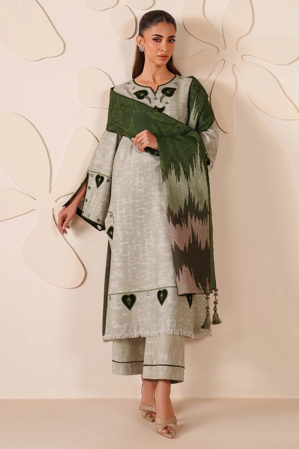 JZ-UW-D0233-0 | EMBROIDERED PREMIUM VISCOSE | Jazmin